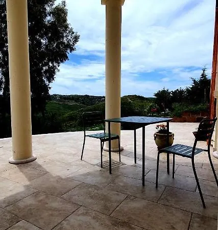 Bed & Breakfast Domus Mare Cilento *