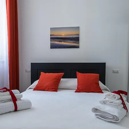 Nocleg ze śniadaniem Domus Mare Cilento 4*