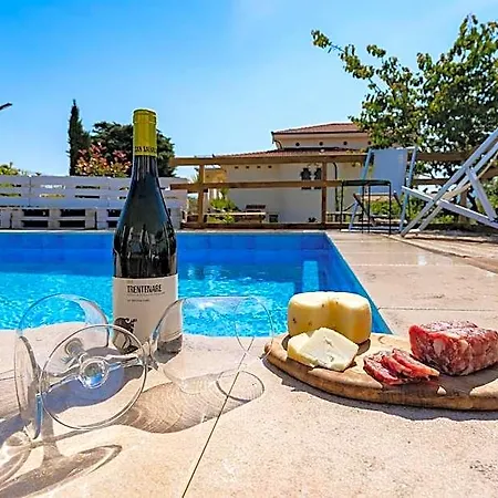 Domus Mare Cilento 4* Агрополи