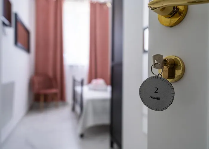 Domus Mare Cilento לינה וארוחת בוקר אגרופולי